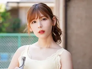 Bố chồng lén vụng trộm cùng con dâu trong bếp